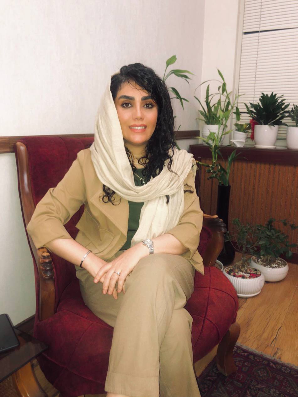دکتر الناز حیاتی